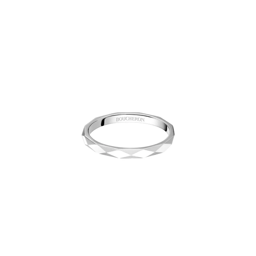 First product packshot Обручальное кольцо Facette из платины,  малая модель