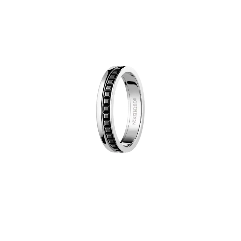 Second product packshot​ Обручальное кольцо Quatre Black Edition