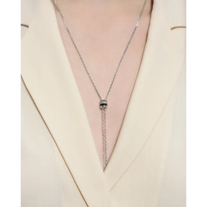 Second worn look Quatre Black Edition tie necklace, small model