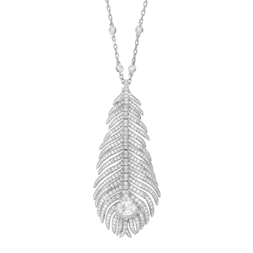 First product packshot Plume de Paon necklace 