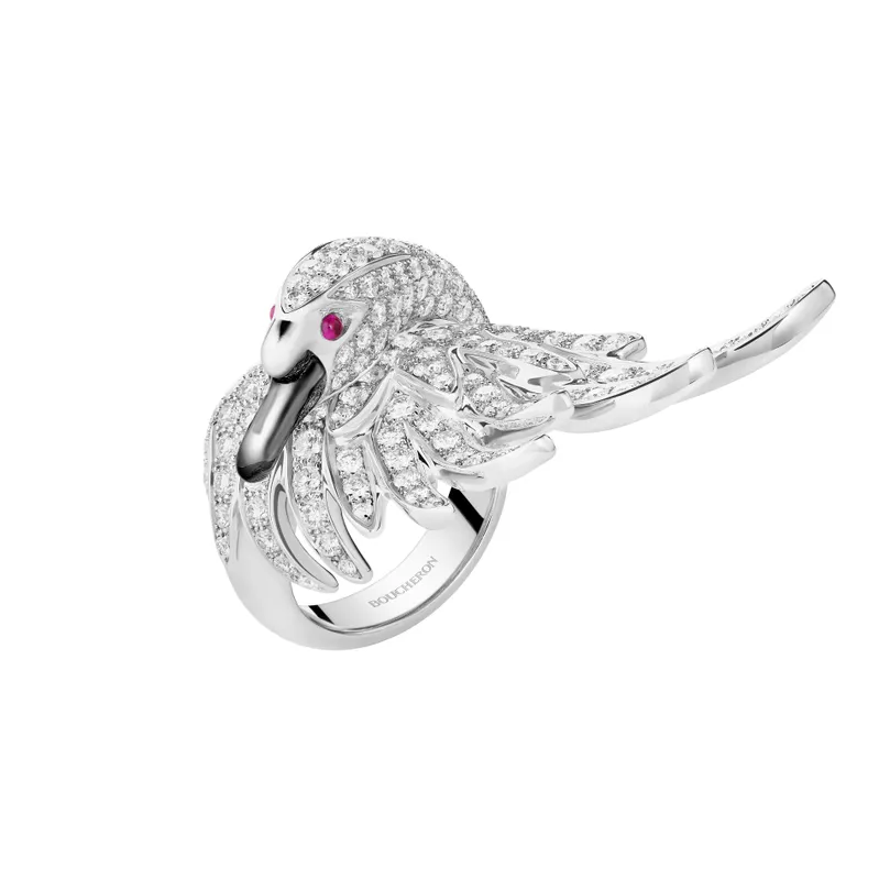 First product packshot Cypris, the swan ring Diamonds